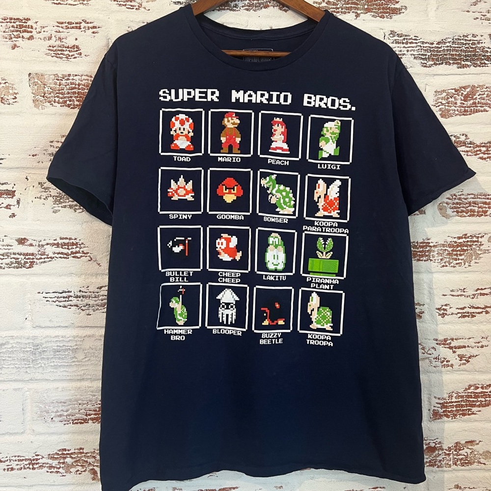 Super Mario Bro Pixel Characters Short Sleeve T-shirt Men’s Size L